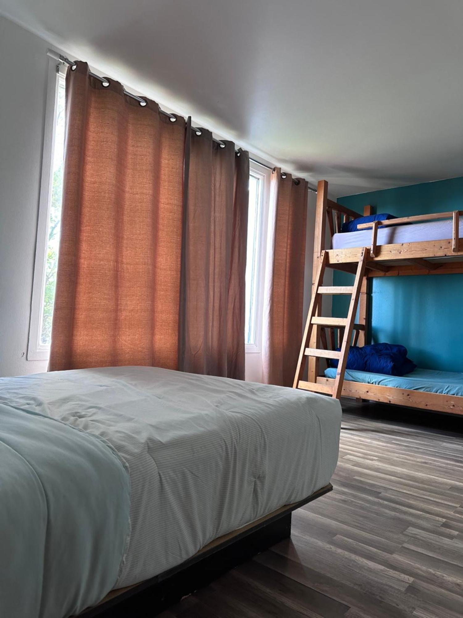 Le Carabobo Auberge Forillon Gaspe Luaran gambar