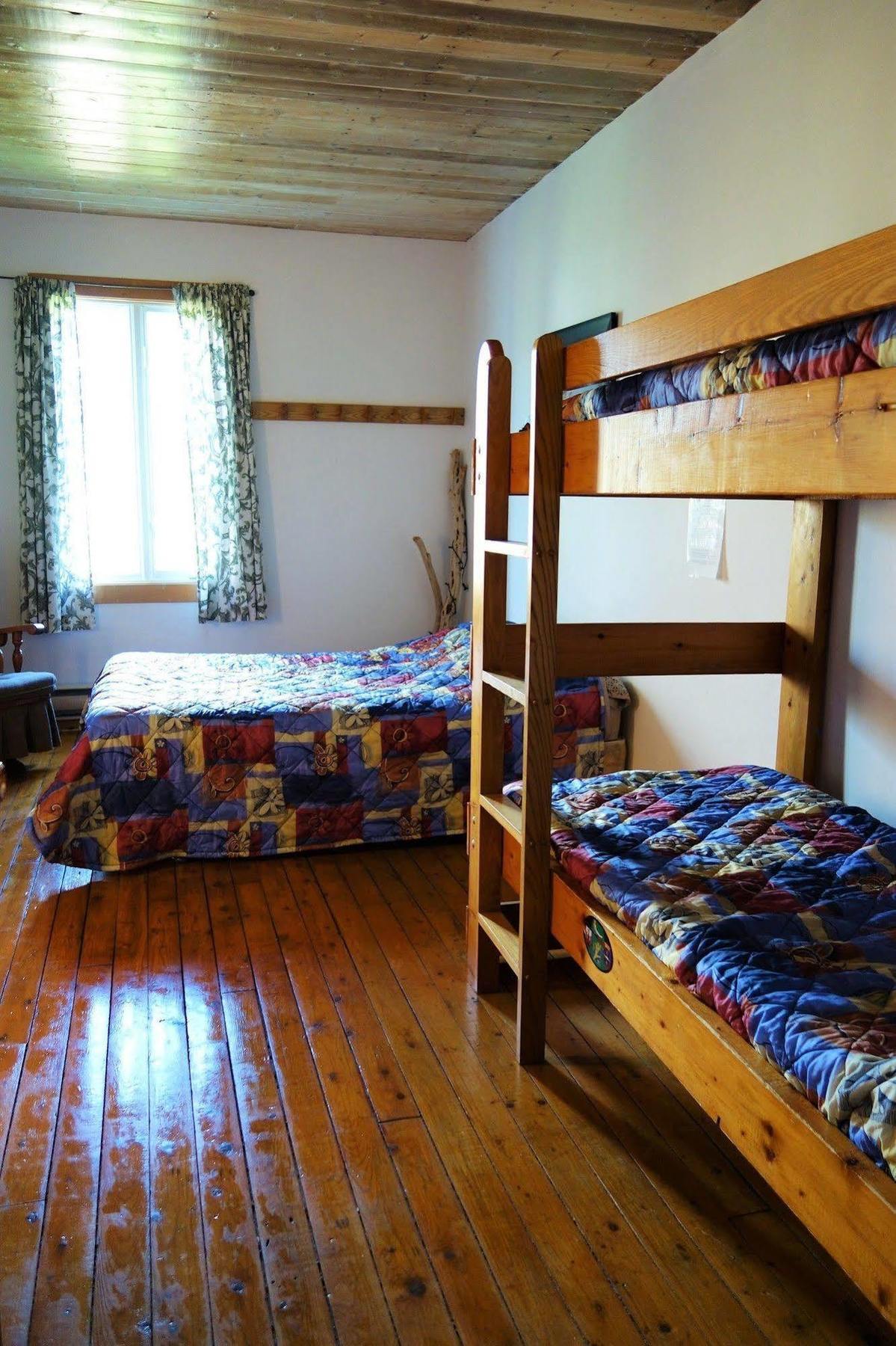 Le Carabobo Auberge Forillon Gaspe Luaran gambar